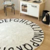 Alfombra lavable de Lorena Canals «ABC Natural Black»