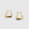 Aretes de aro triangulares dorados Admiral Row