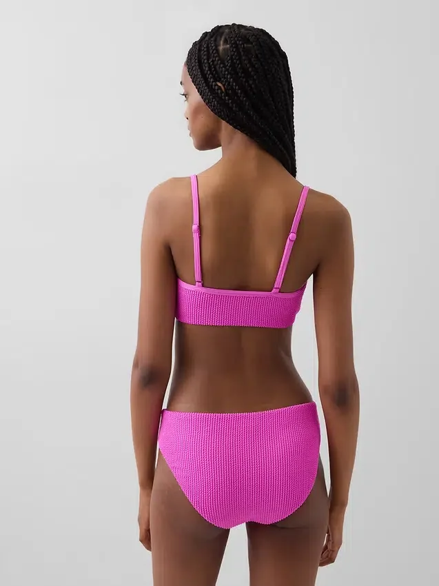 Bajo de bikini
