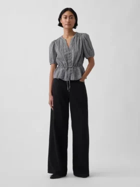 Blusa con lazo en la cintura