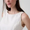 Blusa de cuello barco en mezcla de lino