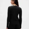 Blusa de pijama con ribete de encaje y patrón de mini acanalado