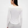 Blusa de pijama con ribete de encaje y patrón de mini acanalado