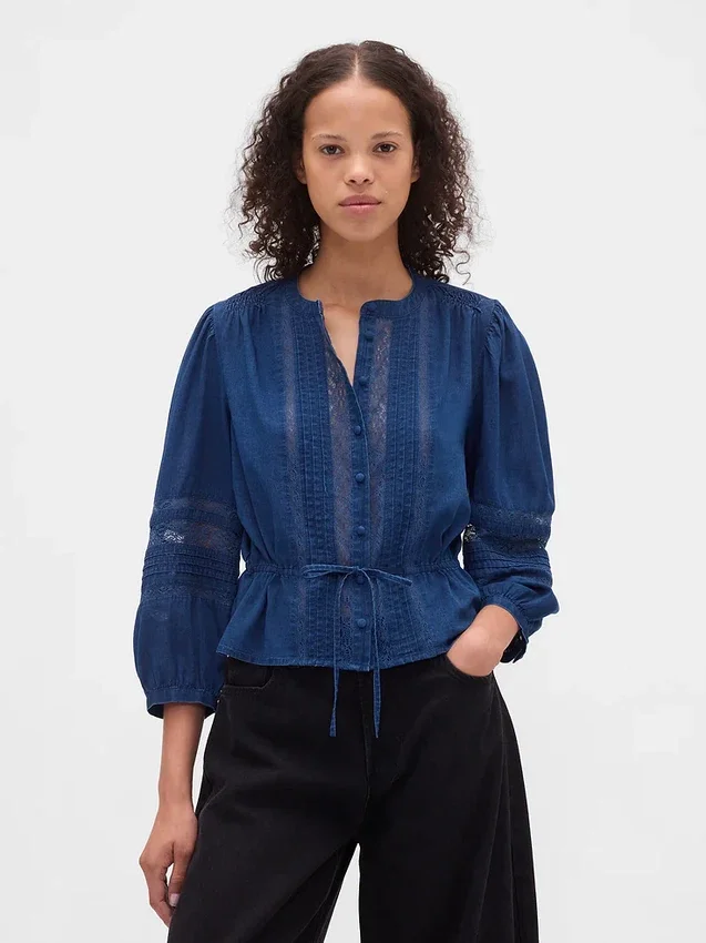 Blusa de voile con ribete de encaje