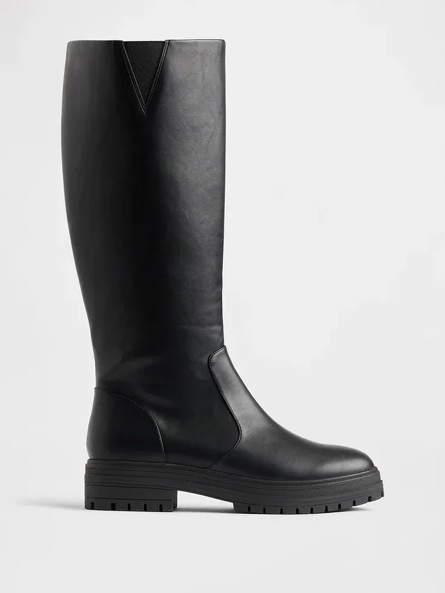 Botas altas de cuero vegano con suela de tacos