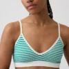 Bralette triangular sin costuras con tejido acanalado