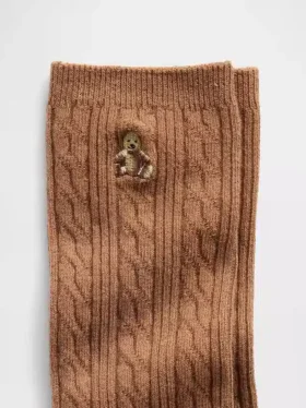 Calcetines de cuello alto con tejido trenzado y el oso Brannan