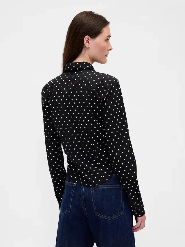 Camisa ajustada corta de algodón orgánico