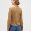 Camisa ajustada de gamuza vegana