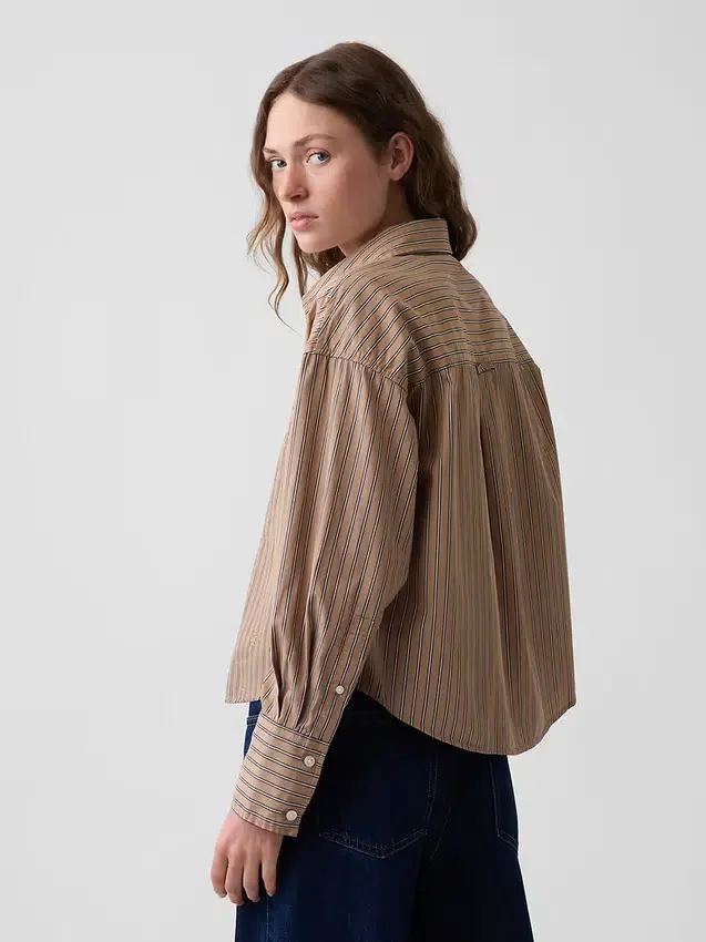 Camisa corta oversize de popelín de algodón orgánico