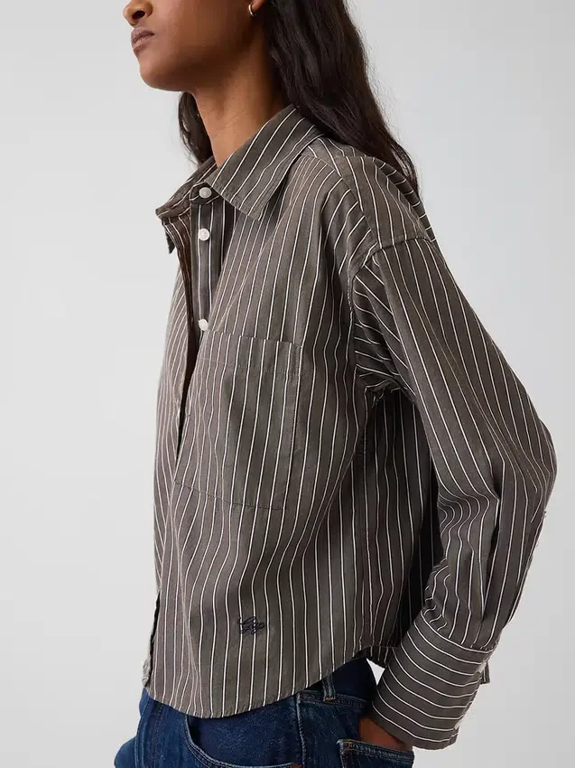 Camisa corta oversize de popelín de algodón orgánico