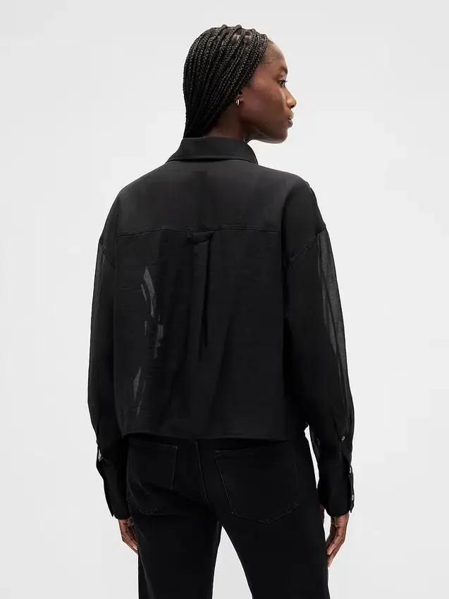 Camisa corta transparente con dobladillo recto