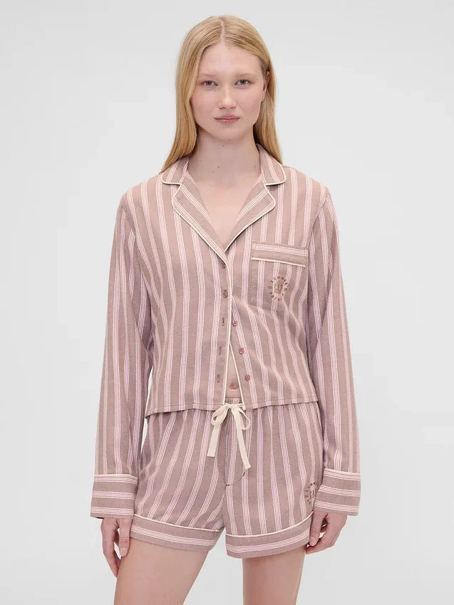 Camisa de pijama de franela a rayas holgada de GAP × Summer Fridays