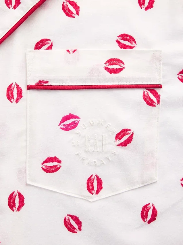 Camisa de pijama holgada de popelín «Kiss» de GAP × Summer Fridays