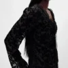 Camisa de terciopelo con efecto quemado
