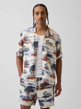 Camisa holgada con cuello camp