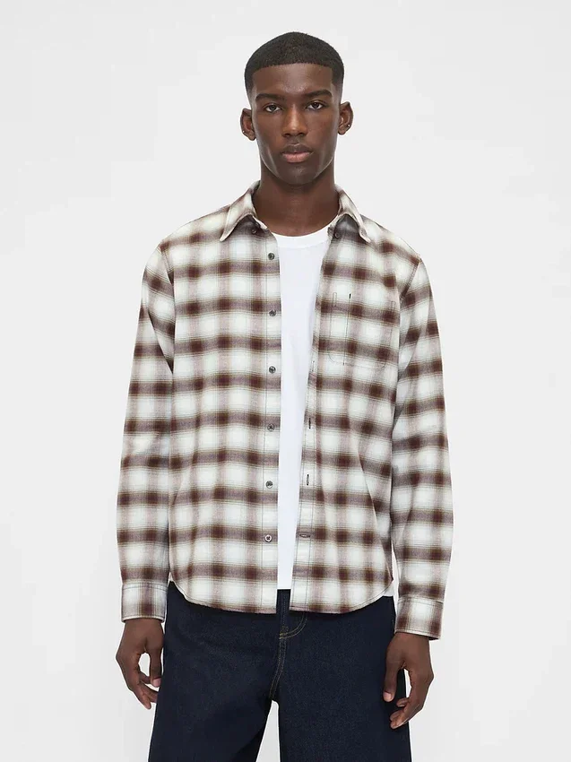 Camisa Oxford con botones