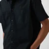 Camisa utilitaria de corte holgado y dobladillo recto