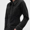 Camisas de mezclilla con costuras ajustadas