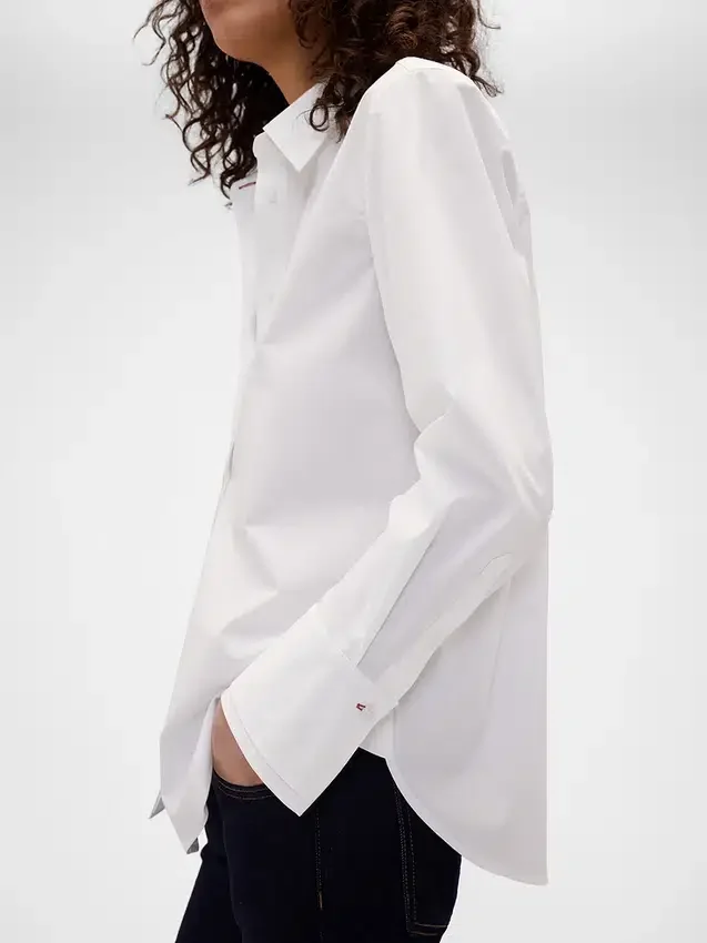 Camisas holgadas de popelín de GAP × Victoria Beckham