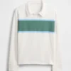 Camisas infantiles de tejido grueso y corte holgado