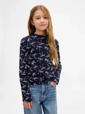 Camiseña de cuello alto acanalado para niños