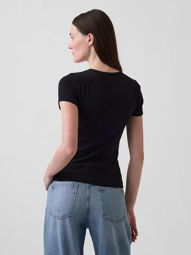 Camiseña de cuello redondo con punto pointelle