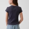 Camiseña infantil de canalé con bordados
