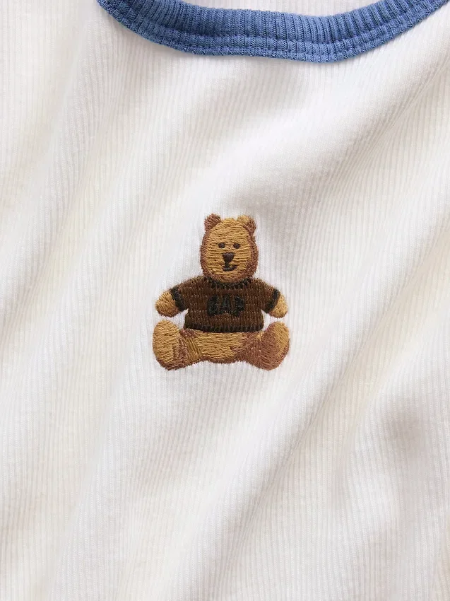 Camiseña infantil de canalé con bordados