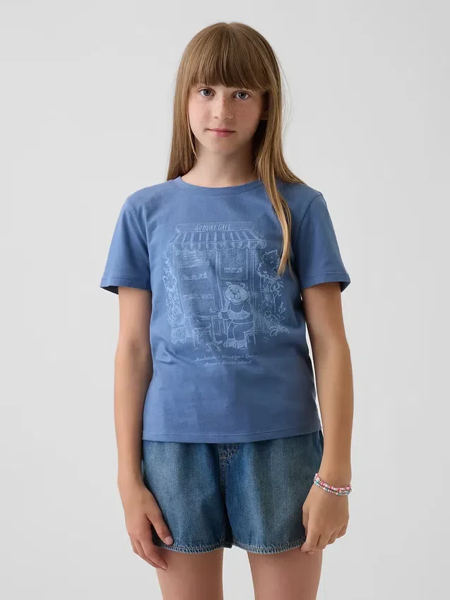 Camiseta con diseño gráfico para niños
