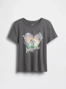 Camiseta con diseño gráfico para niños