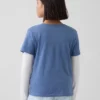 Camiseta con diseño gráfico para niños