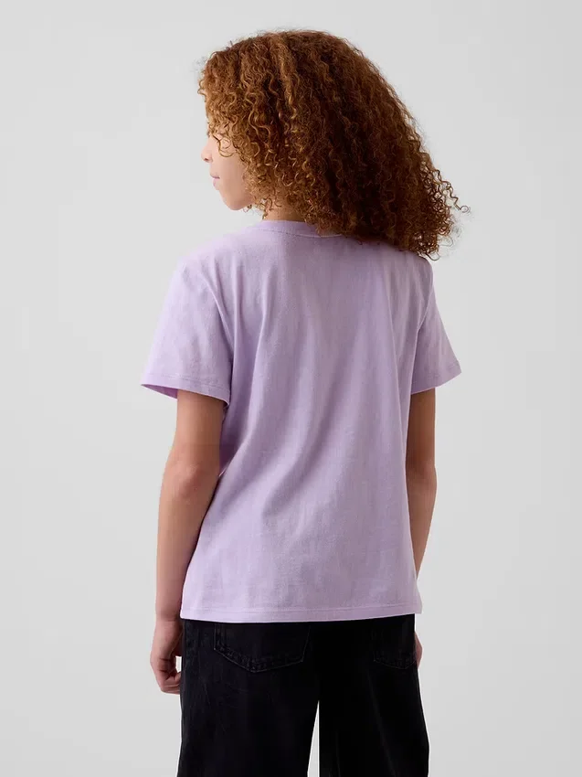 Camiseta con diseño gráfico para niños