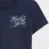 Camiseta con diseño gráfico para niños