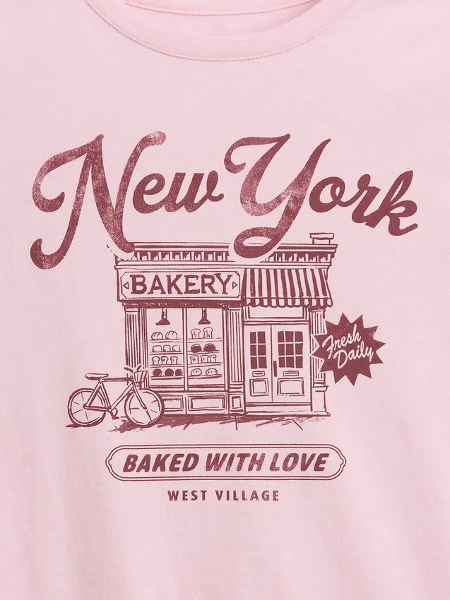 Camiseta con diseño gráfico para niños