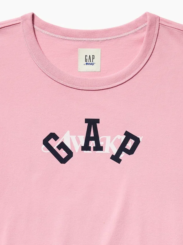 Camiseta con logo de estilo relajado de GAP × Awake Ny