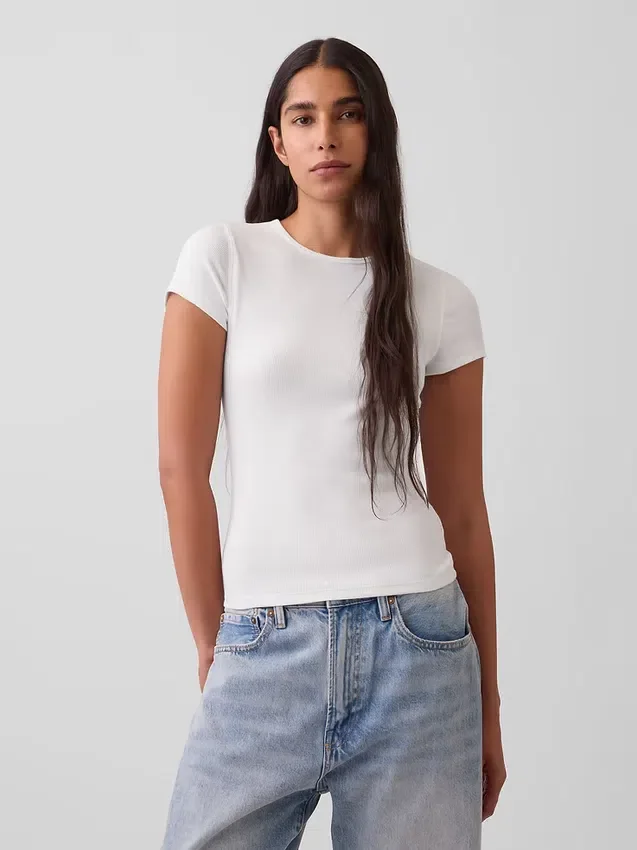 Camiseta de canalé moderna