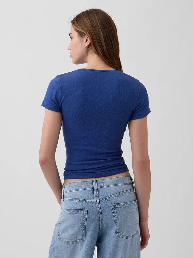 Camiseta de canalé moderna
