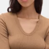 Camiseta de canalé moderna
