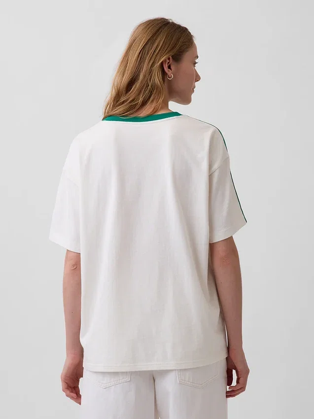 Camiseta de logo universitario de corte oversize