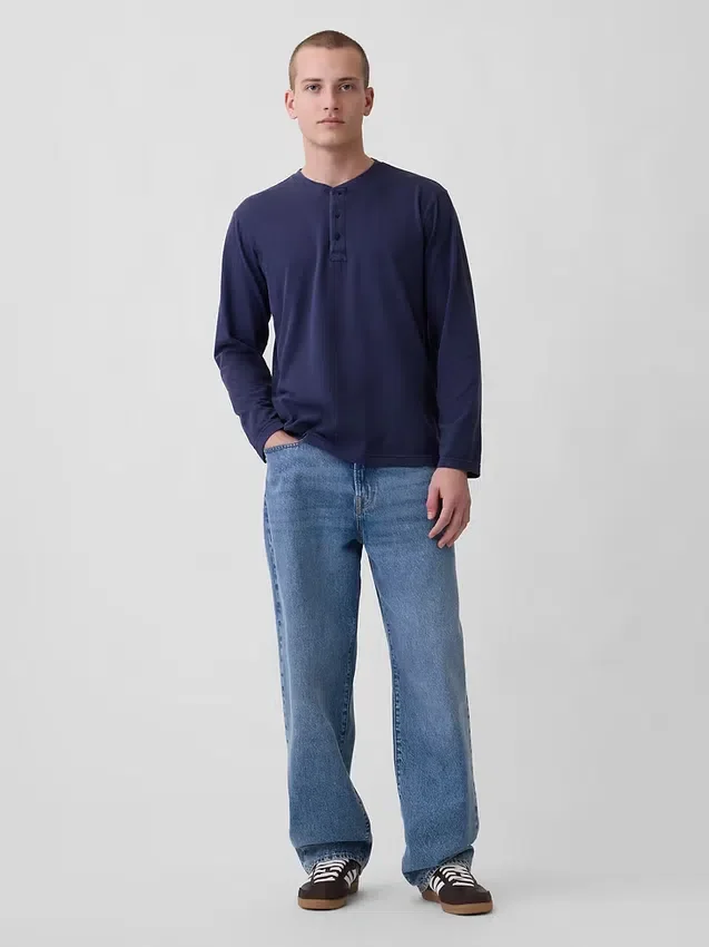 Camiseta Henley holgada