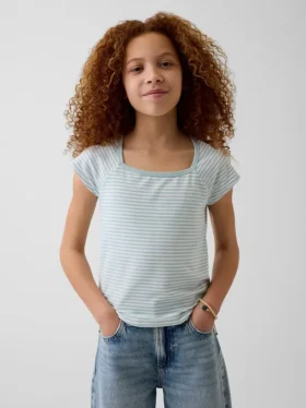 Camiseta infantil de cuello cuadrado