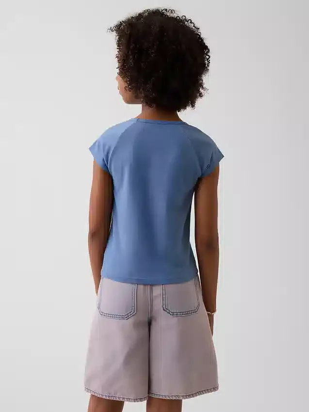 Camiseta infantil de cuello cuadrado