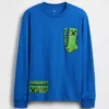 Camiseta infantil holgada con diseño gráfico