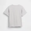 Camiseta infantil holgada con diseño gráfico