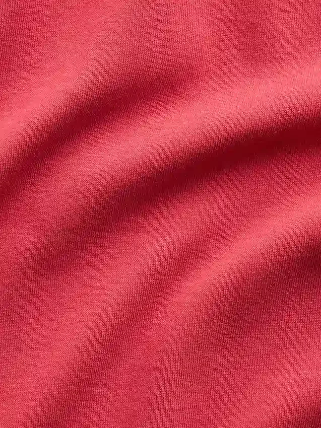 Camiseta moderna de cuello redondo