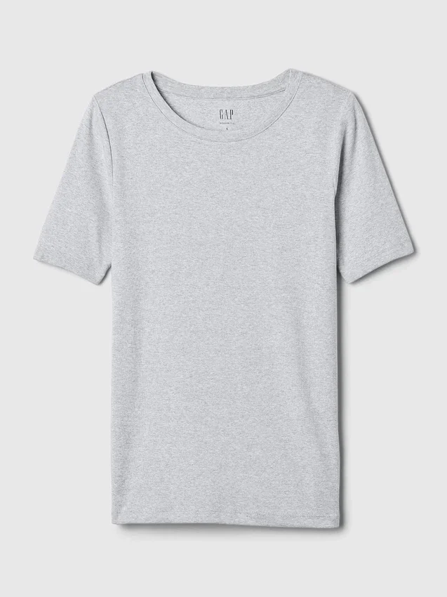 Camiseta moderna de cuello redondo