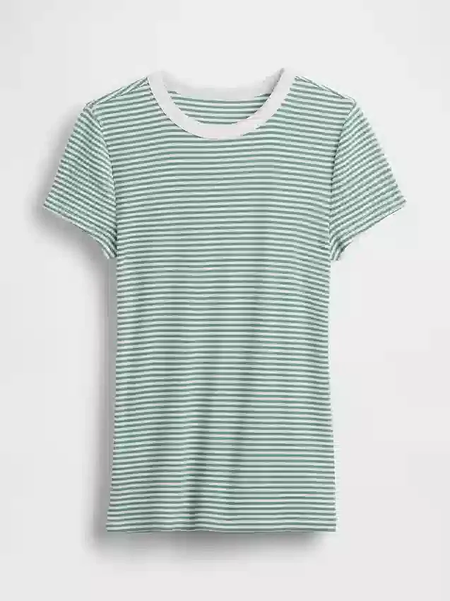 Camiseta moderna de cuello redondo