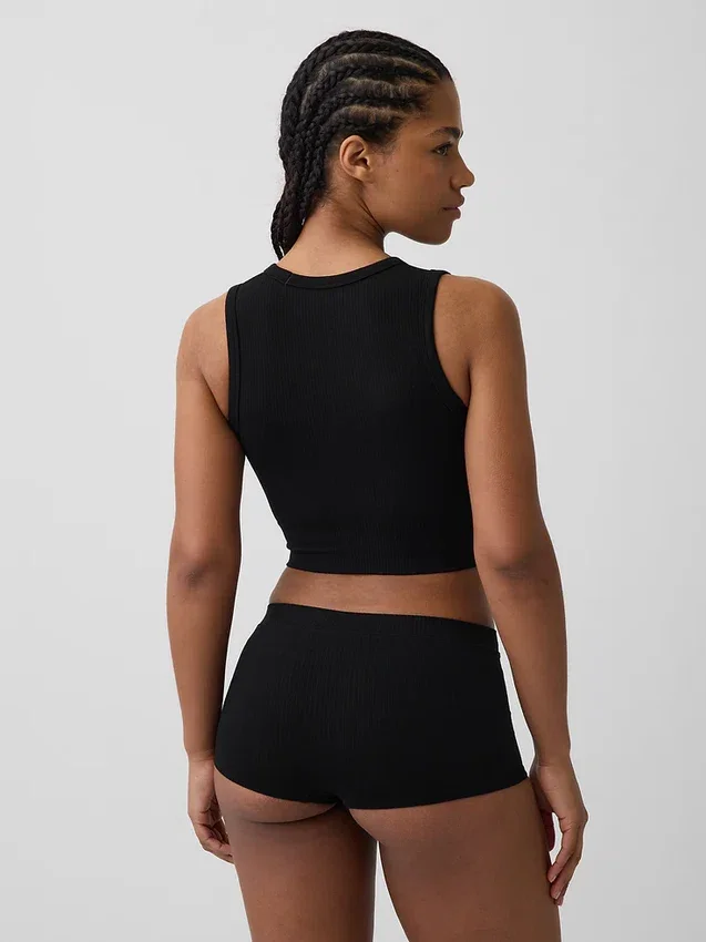 Camiseta sin costuras de canalé corta