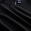 Camiseta sin mangas con cuello de barco